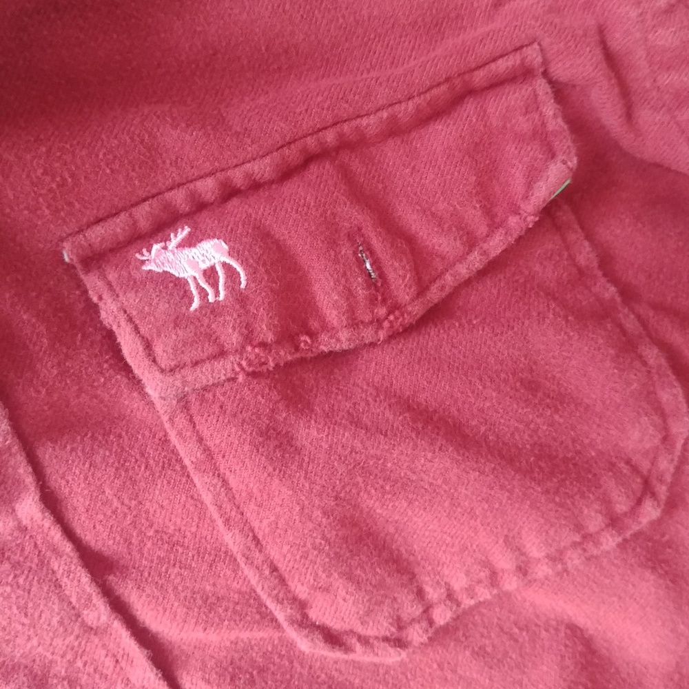 Red Button Up Large - Picture 3 of 6